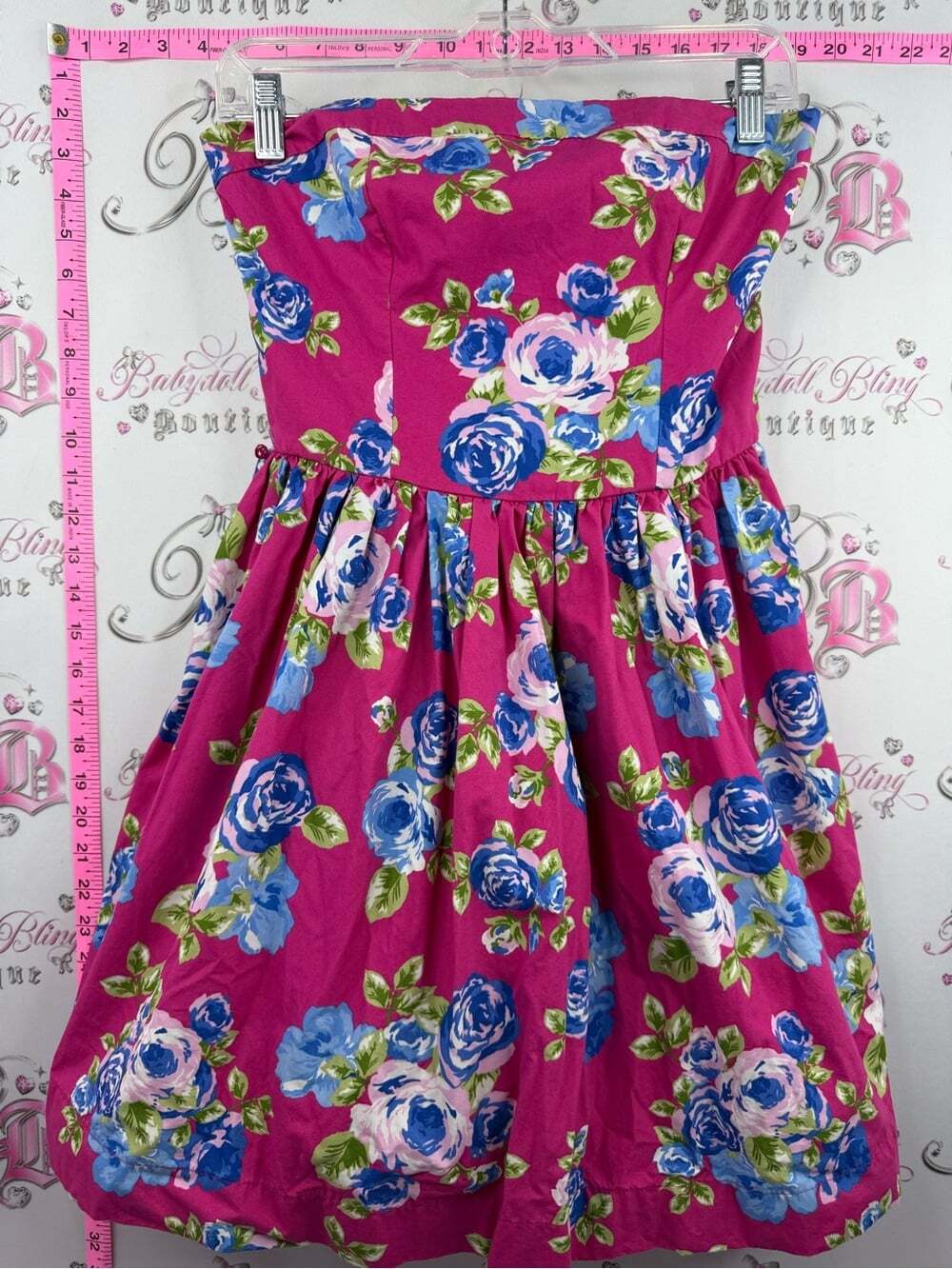 Forever 21 dress smocked Strapless Floral Dress in Fuchsia with Blue Roses